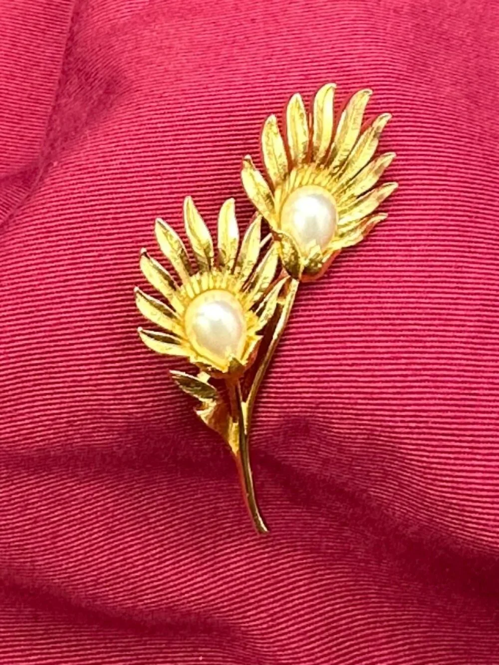 VTG Trifari Gold-Plated Faux Pearl Floral Brooch